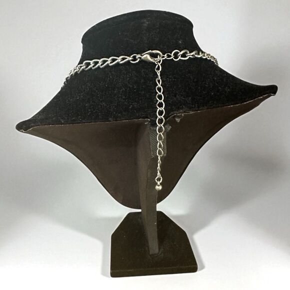 Vintage Butterfly and Flower Charm Necklace - Picture 7 of 7